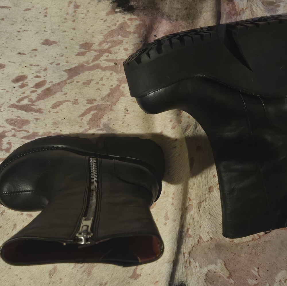 Charla tedrick boots